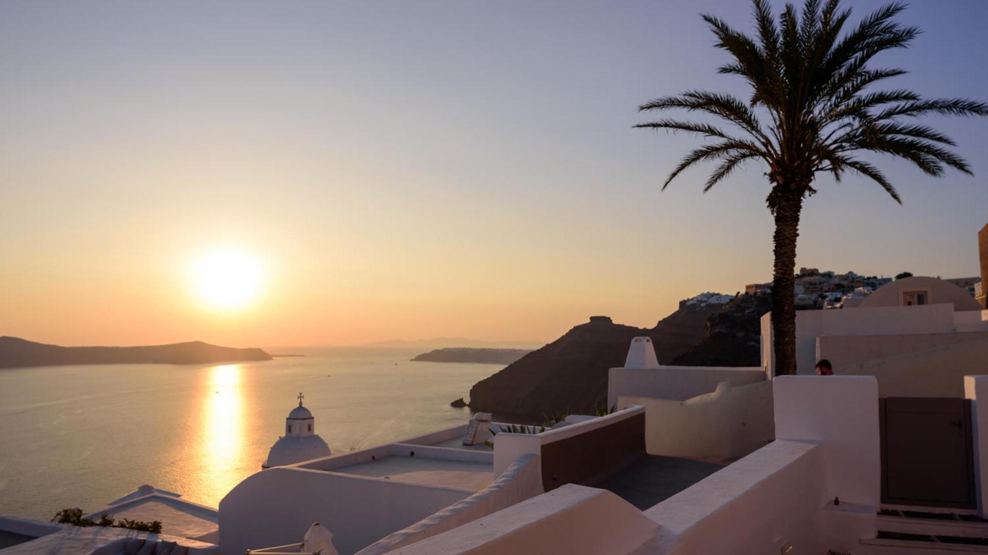 Anemos Family Suites Fira  Exterior photo