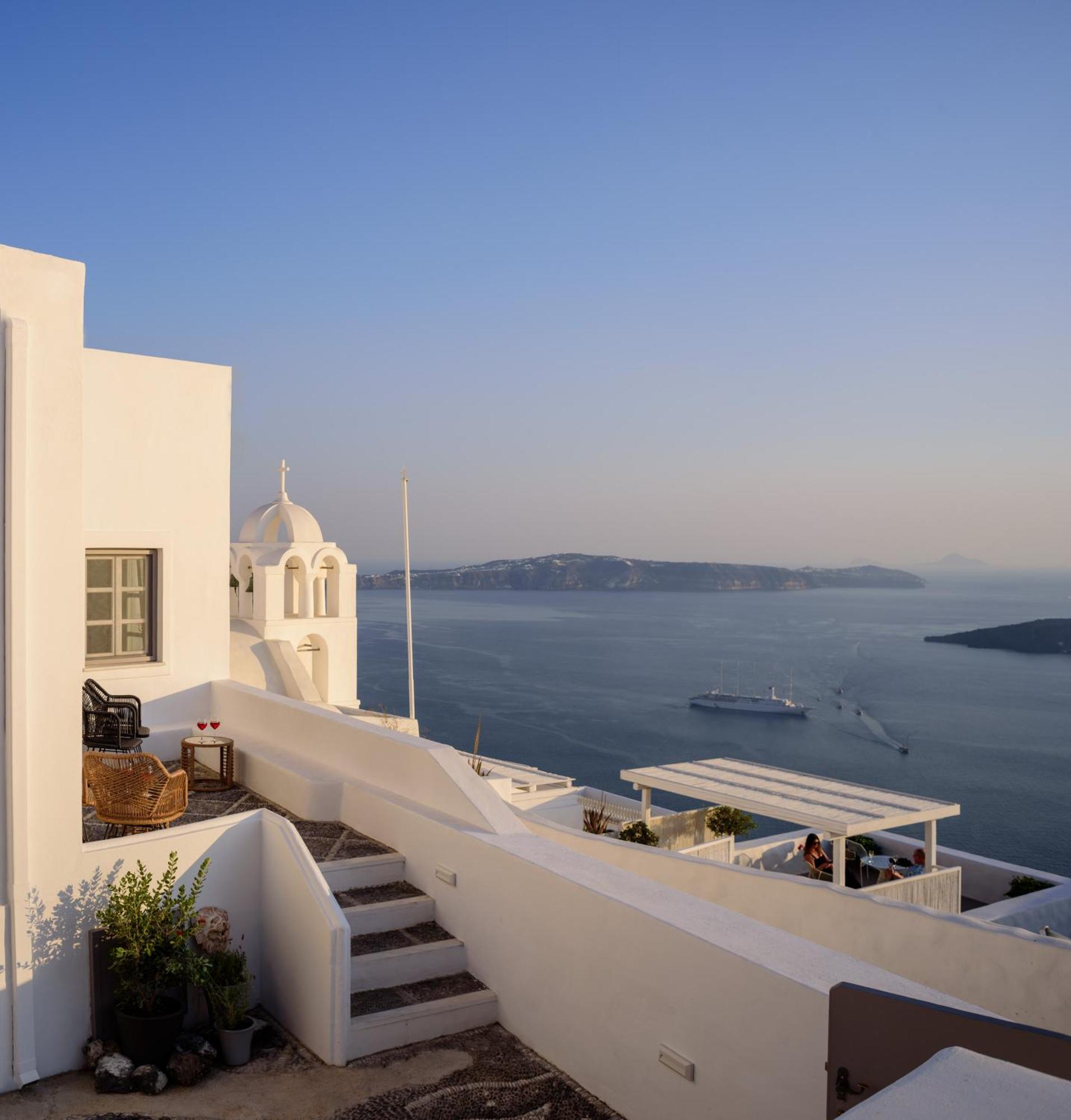 Anemos Family Suites Fira  Exterior photo
