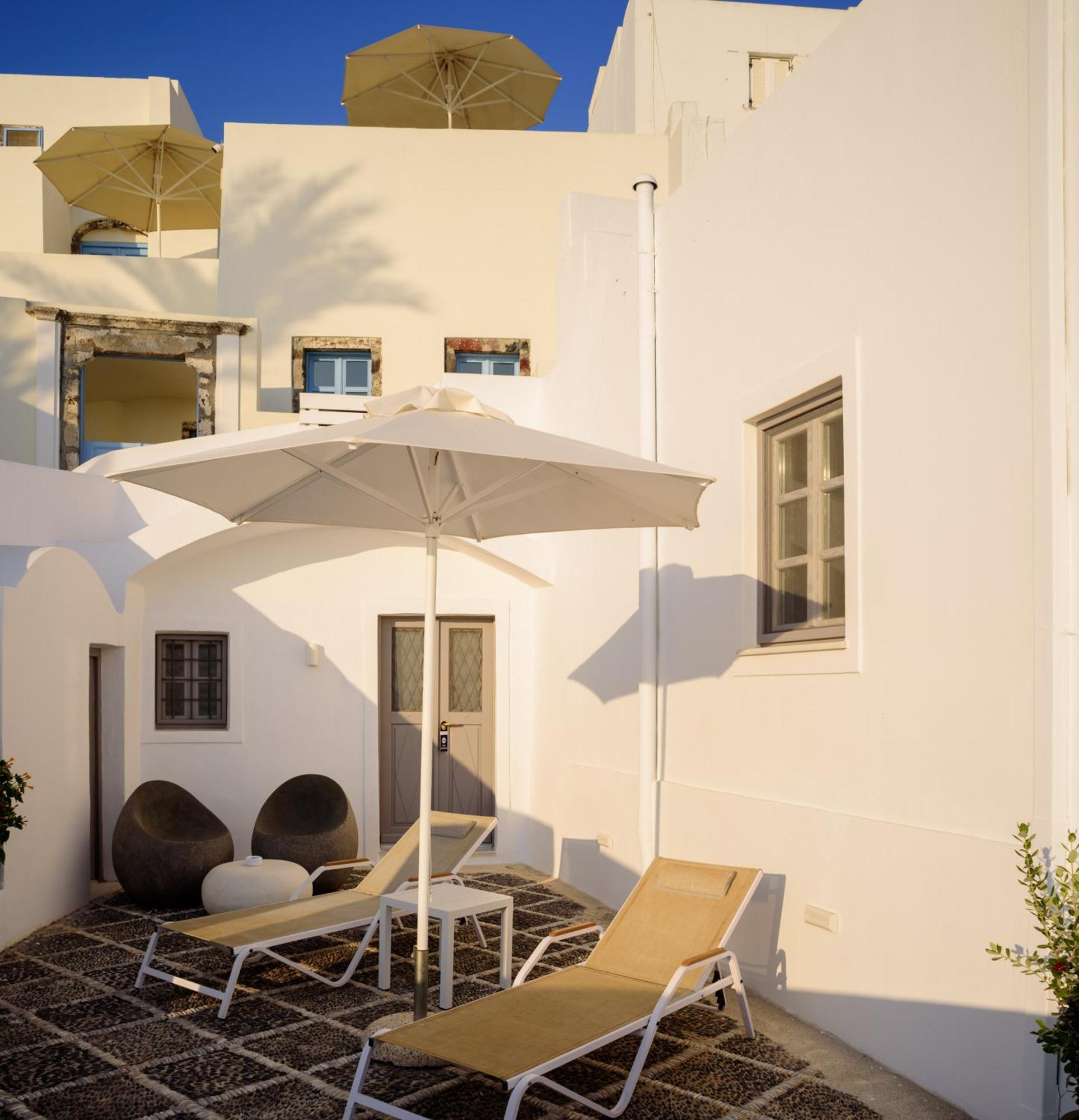 Anemos Family Suites Fira  Exterior photo