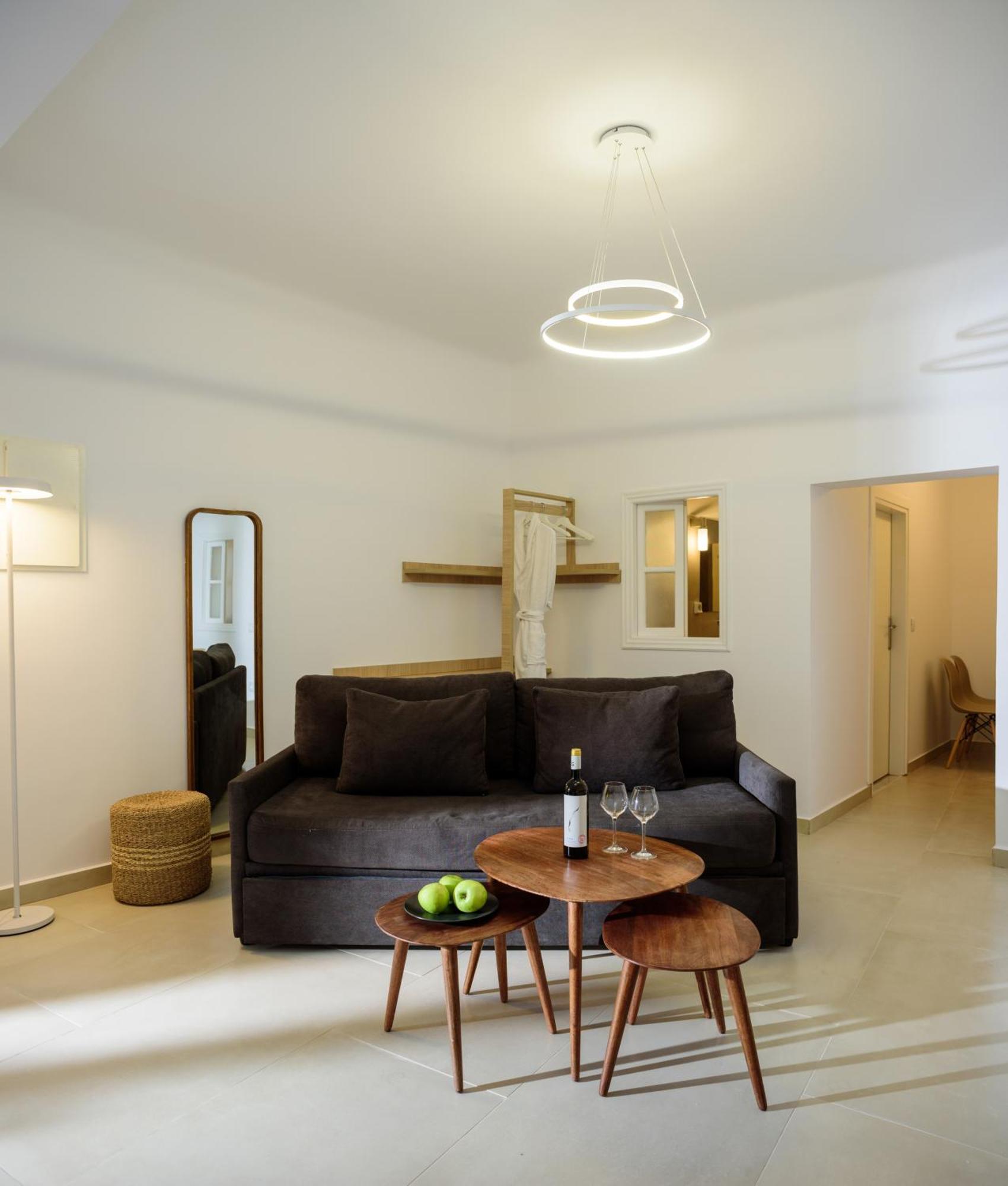 Anemos Family Suites Fira  Exterior photo