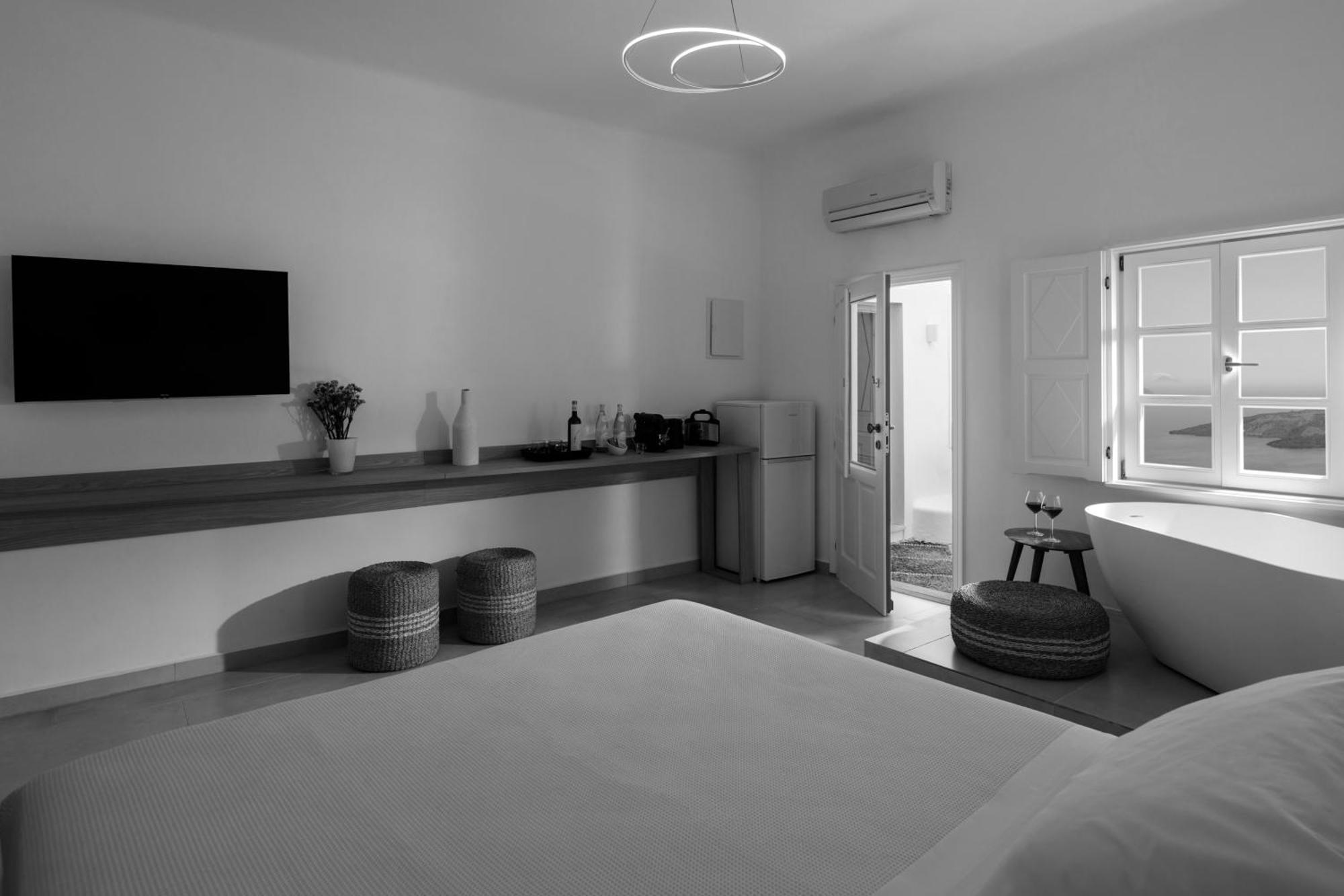 Anemos Family Suites Fira  Exterior photo